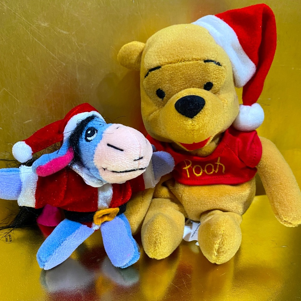 WALT DISNEY 90s SANTA WINNIE THE POOH BEAN BAG PLUSH & MINI EEYORE  SANTA PLUSH